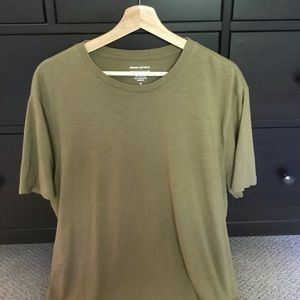 Banana republic t shirt